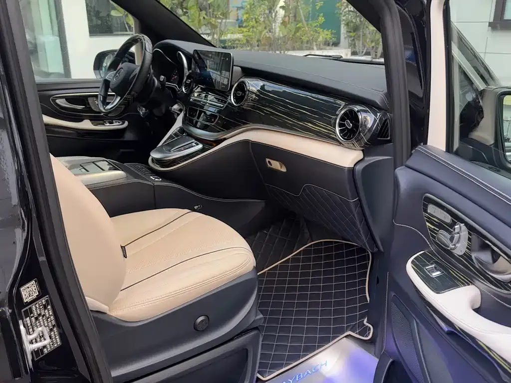 Mercedes-Benz V-Class 2021 из CN, фото 8