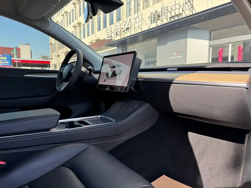 Tesla Model Y 2023 из CN, фото 10