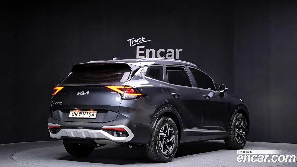 Kia Sportage — фото 10