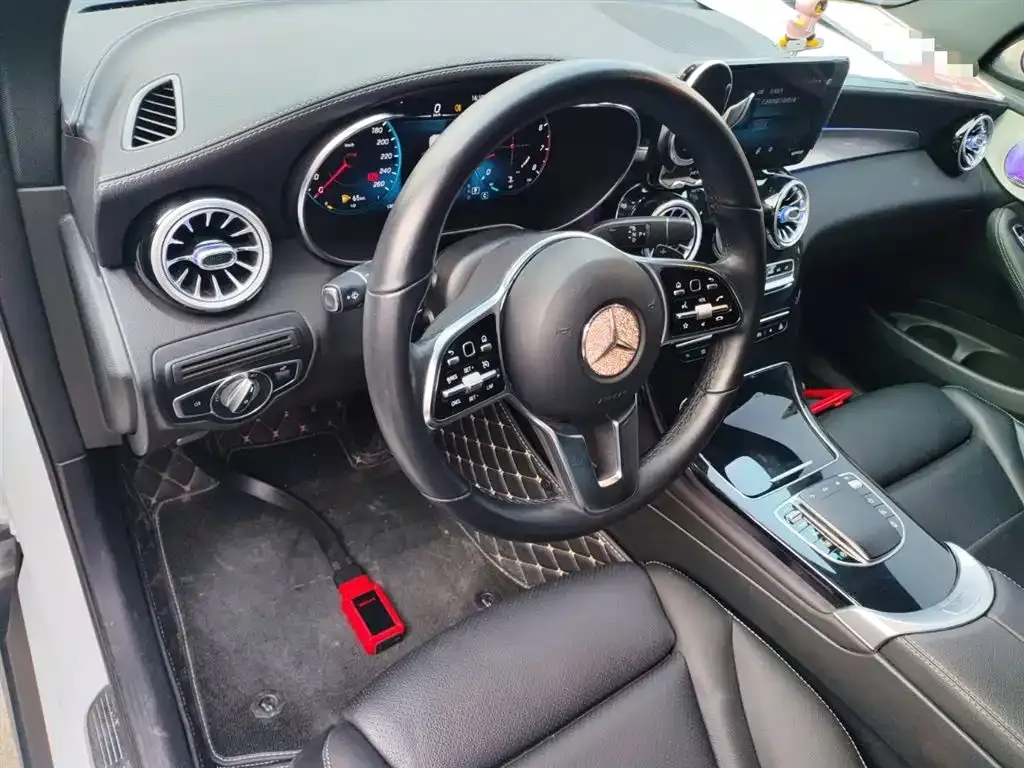 Mercedes-Benz GLC Coupe 2023 из CN, фото 8