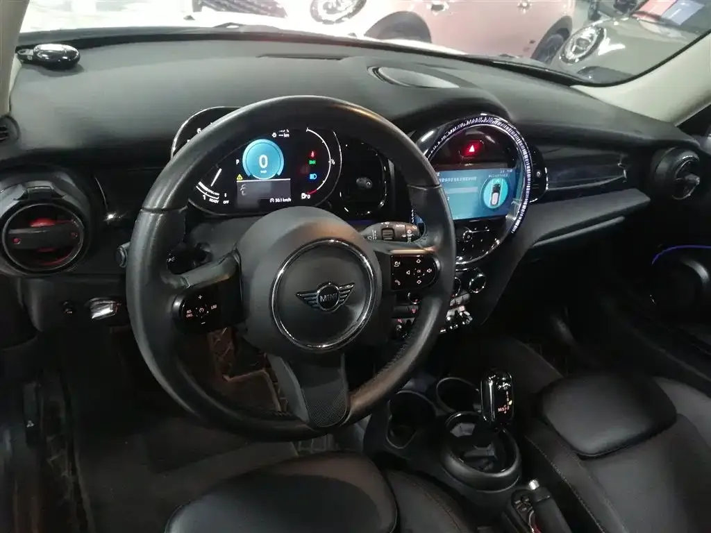 MINI Cooper (3-door) 2022 из CN, фото 10