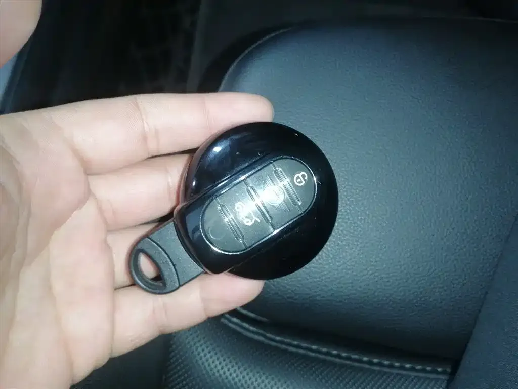 MINI Cooper (3-door) 2022 из CN, фото 9