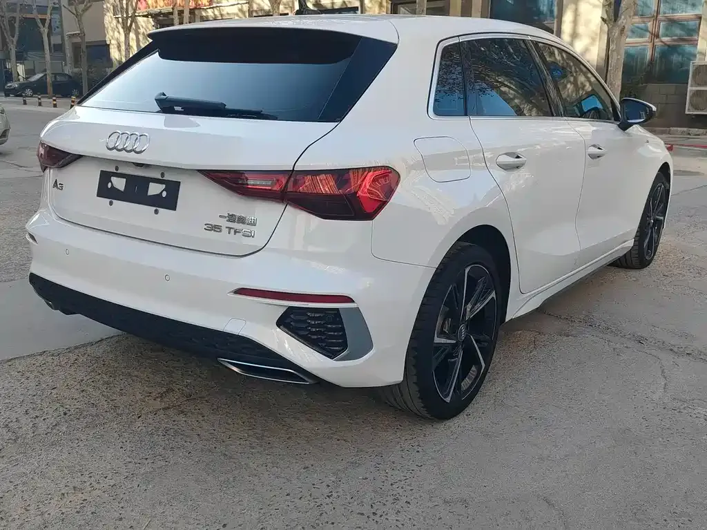 Audi A3 2021 из CN, фото 8