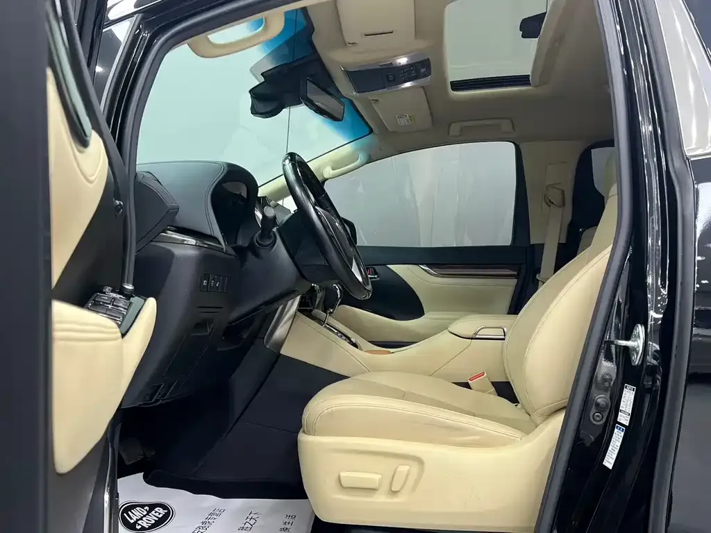 Toyota Alphard 2021 из CN, фото 4