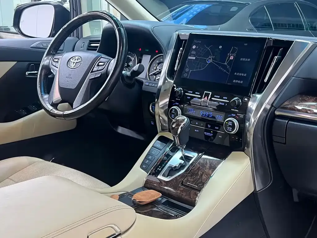 Toyota Alphard 2021 из CN, фото 9