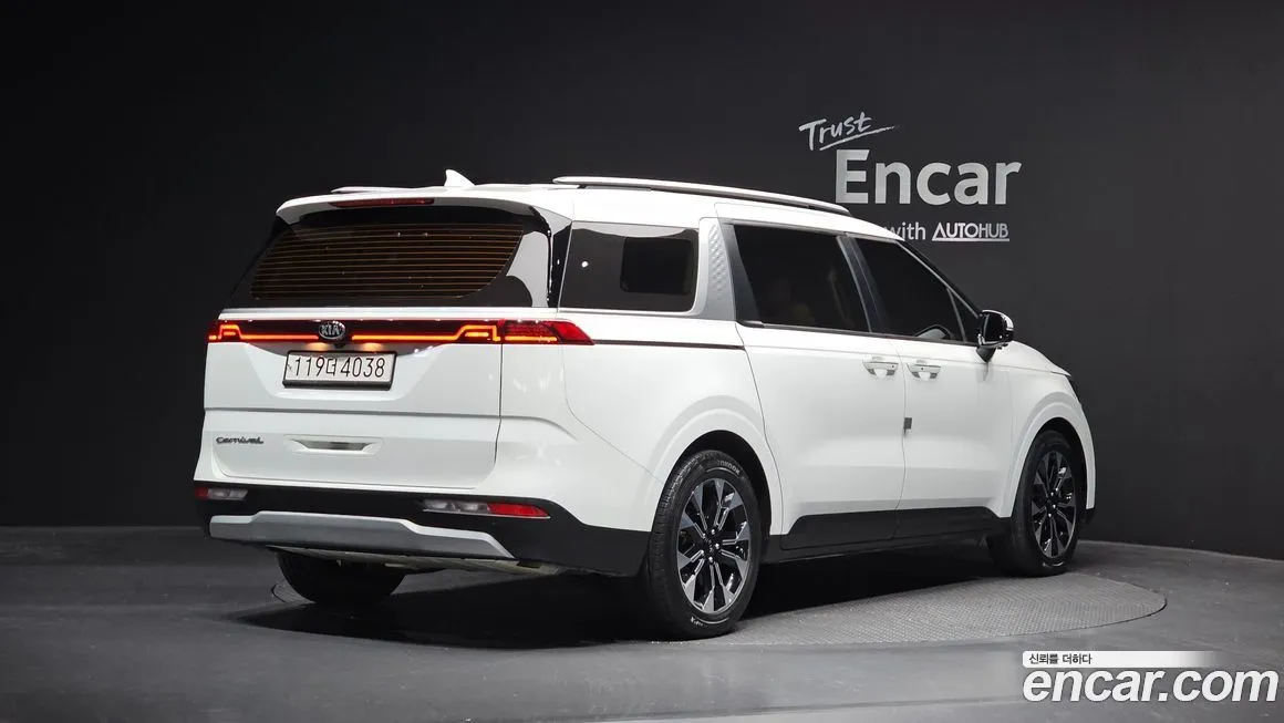 Kia Carnival 2021 из KR, фото 2