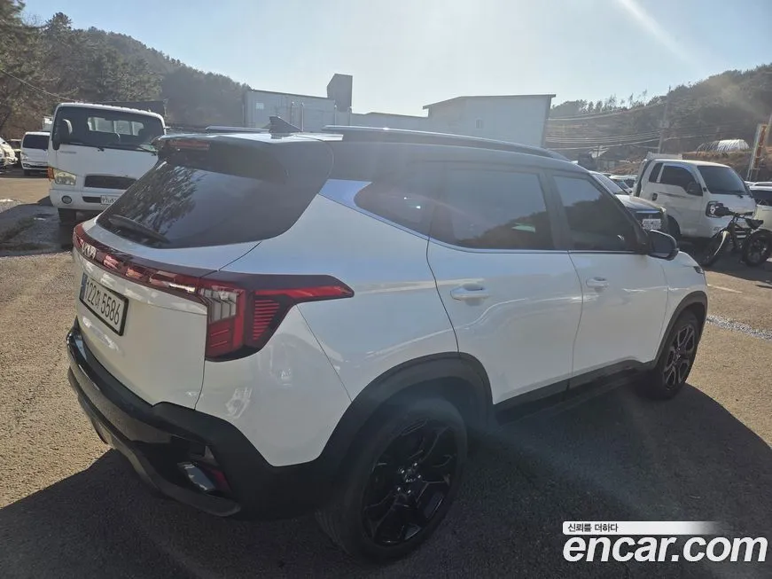 Kia Seltos 2023 из KR, фото 3