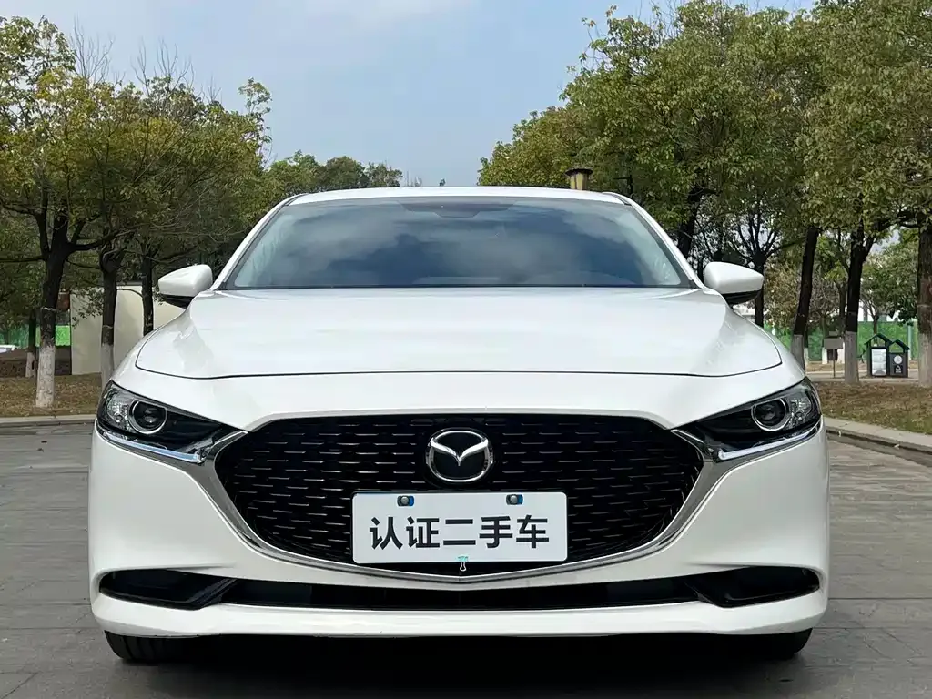 Mazda 3 Axela 2022 из CN, фото 3