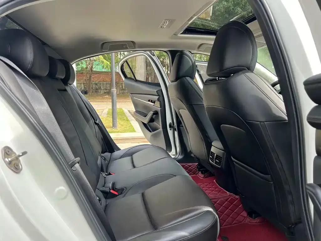 Mazda 3 Axela 2022 из CN, фото 5