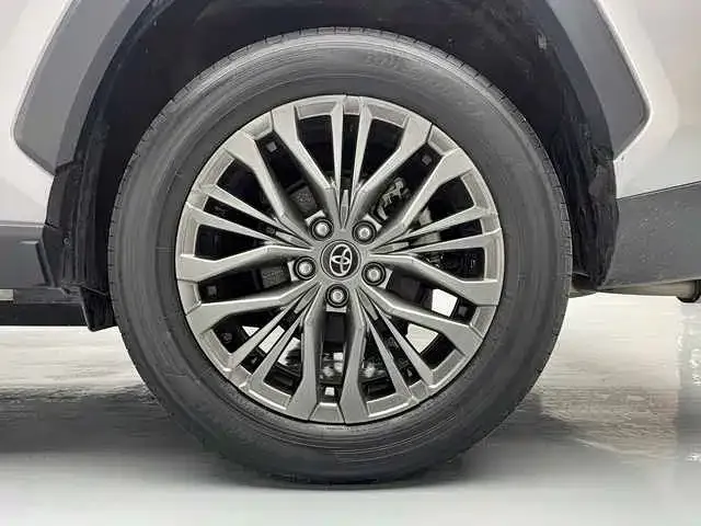 Toyota Wildlander 2023 из CN, фото 3