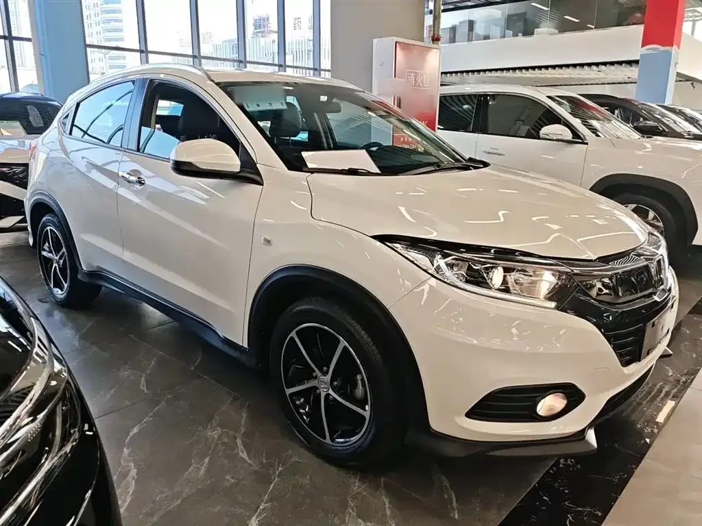 Honda Vezel 2022 из CN, фото 10