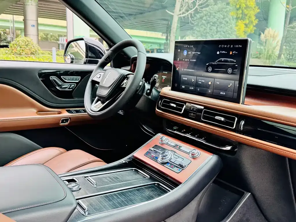 Lincoln Aviator 2021 из CN, фото 2