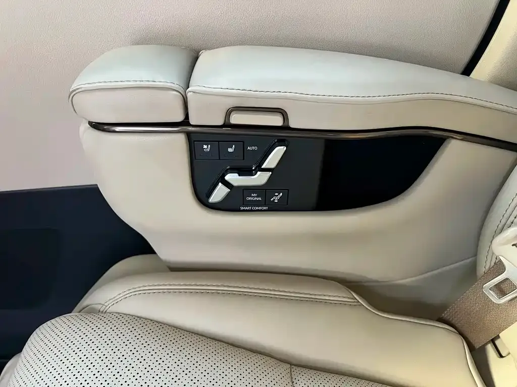 Toyota Vellfire 2024 из CN, фото 8