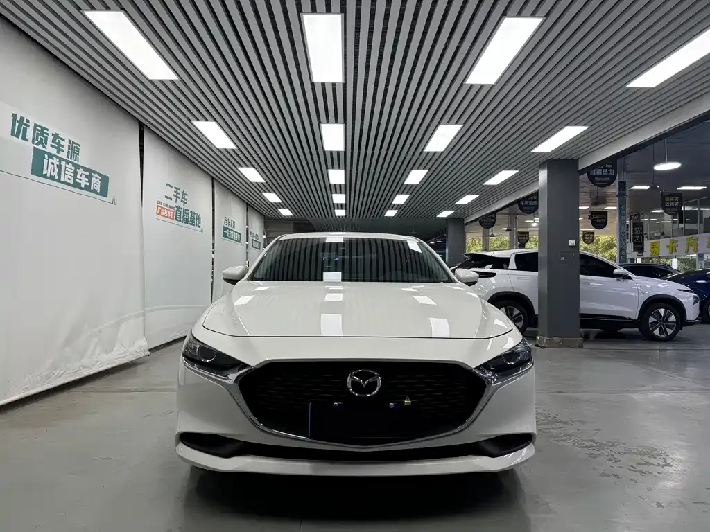 Mazda 3 Axela 2021 из CN, фото 5