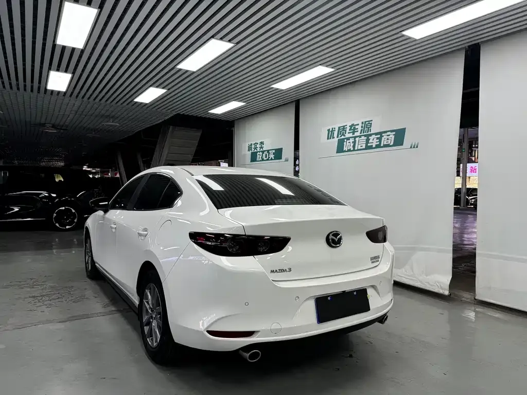 Mazda 3 Axela 2021 из CN, фото 3