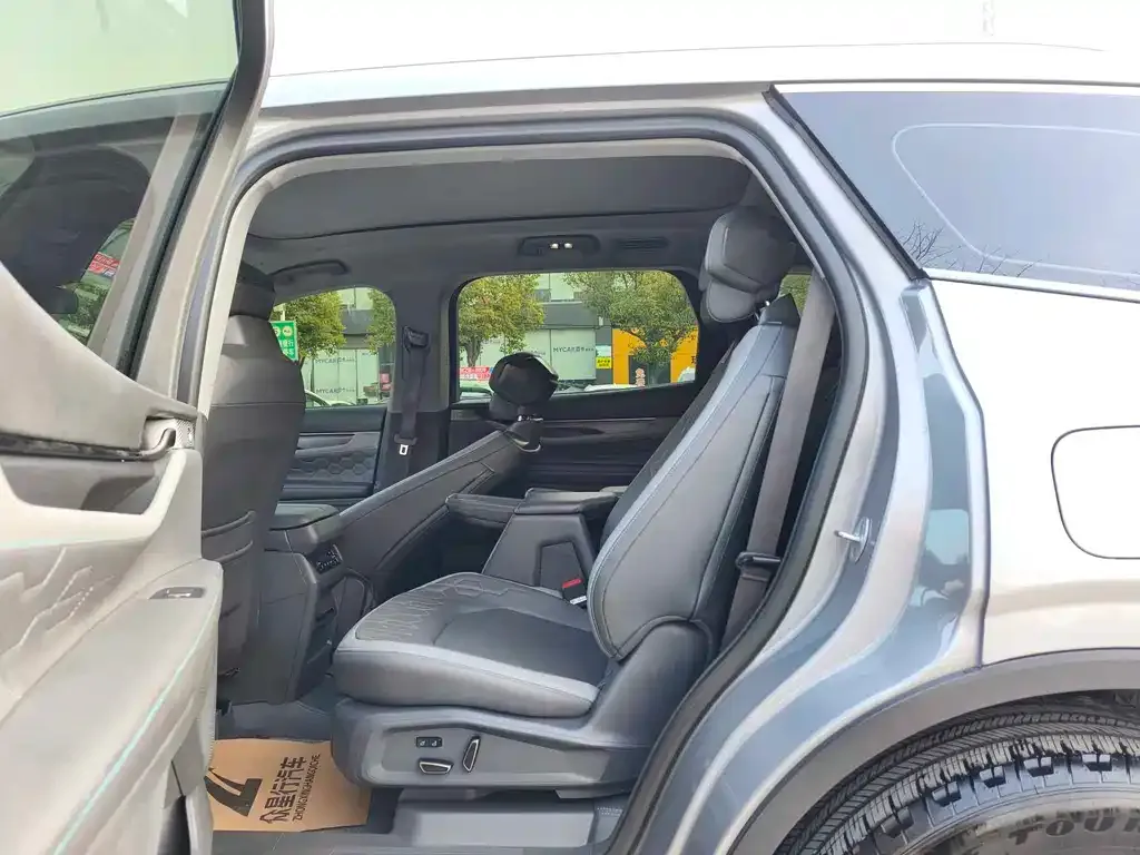 Ford Edge 2024 из CN, фото 8