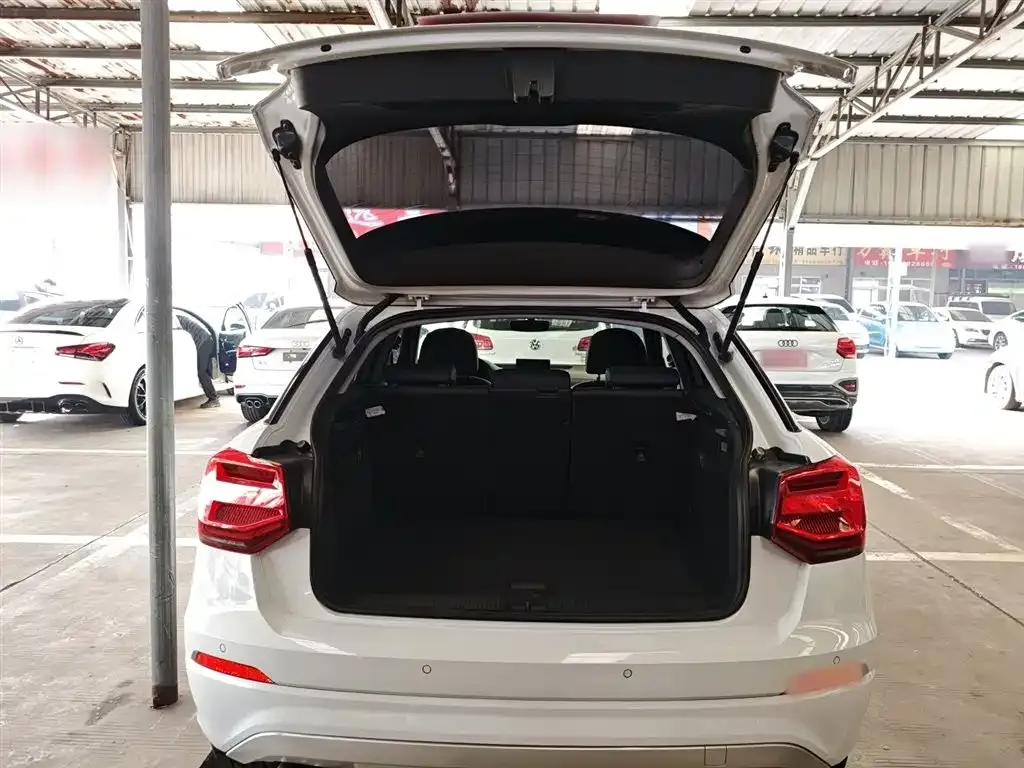 Audi Q2L 2021 из CN, фото 9