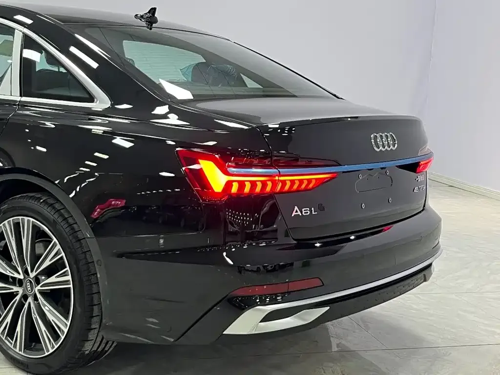 Audi A6L 2025 из CN, фото 7