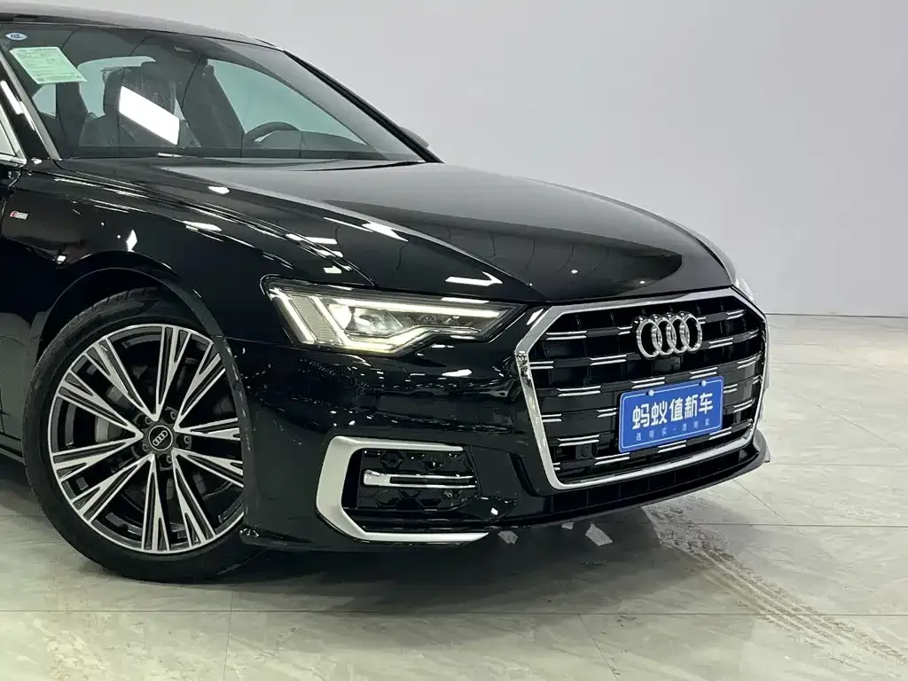 Audi A6L 2025 из CN, фото 8