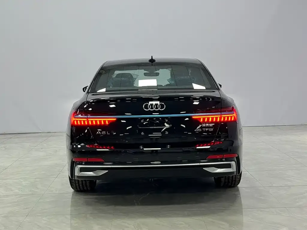 Audi A6L 2025 из CN, фото 3