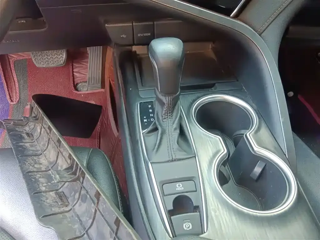 Toyota Camry 2021 из CN, фото 6