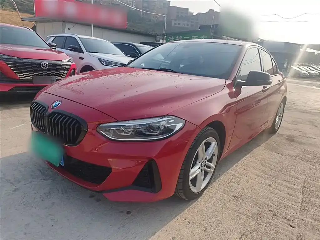BMW 1 Series 2021 из CN, фото 1