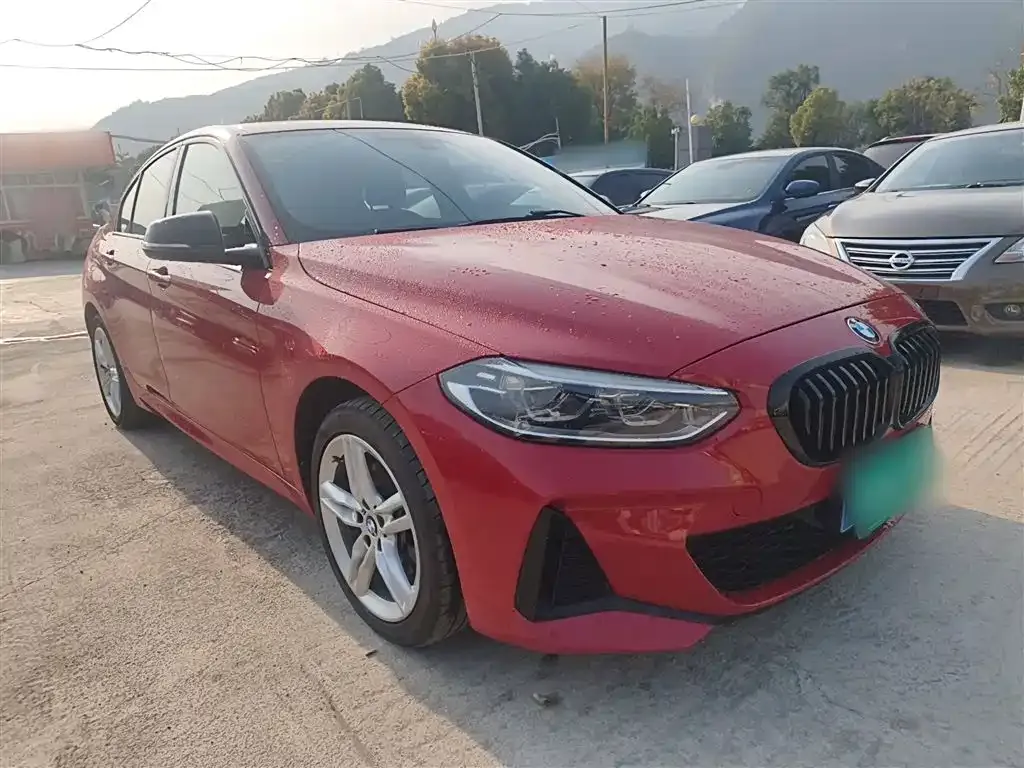 BMW 1 Series 2021 из CN, фото 4