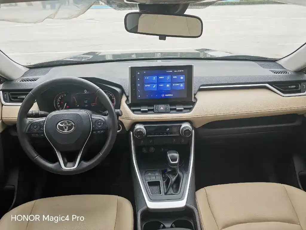 Toyota RAV4 2023 из CN, фото 5