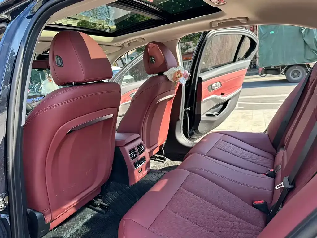 BMW 3 Series 2024 из CN, фото 5