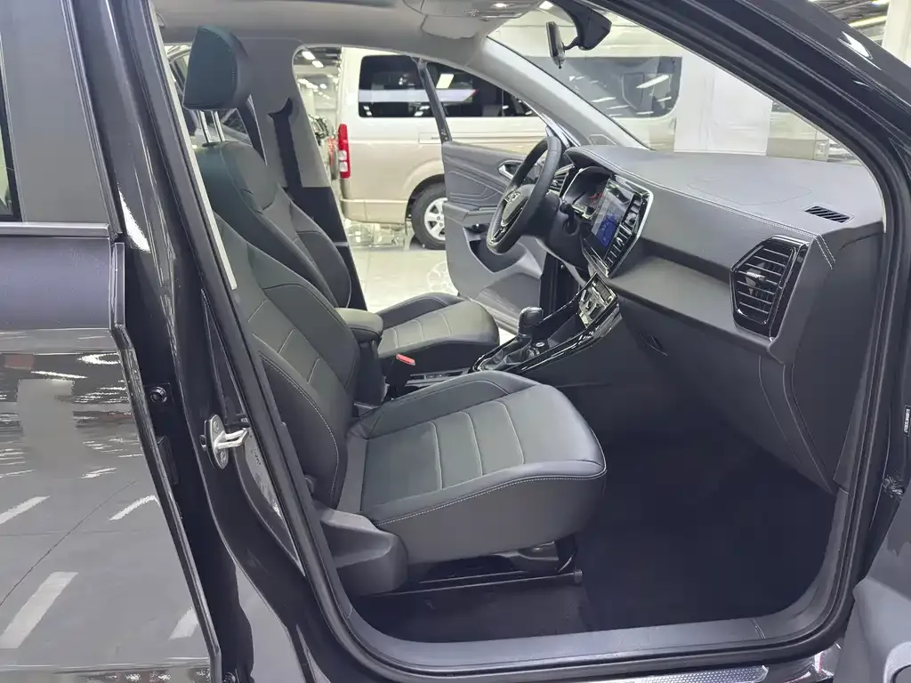 Jetta VS7 2022 из CN, фото 8