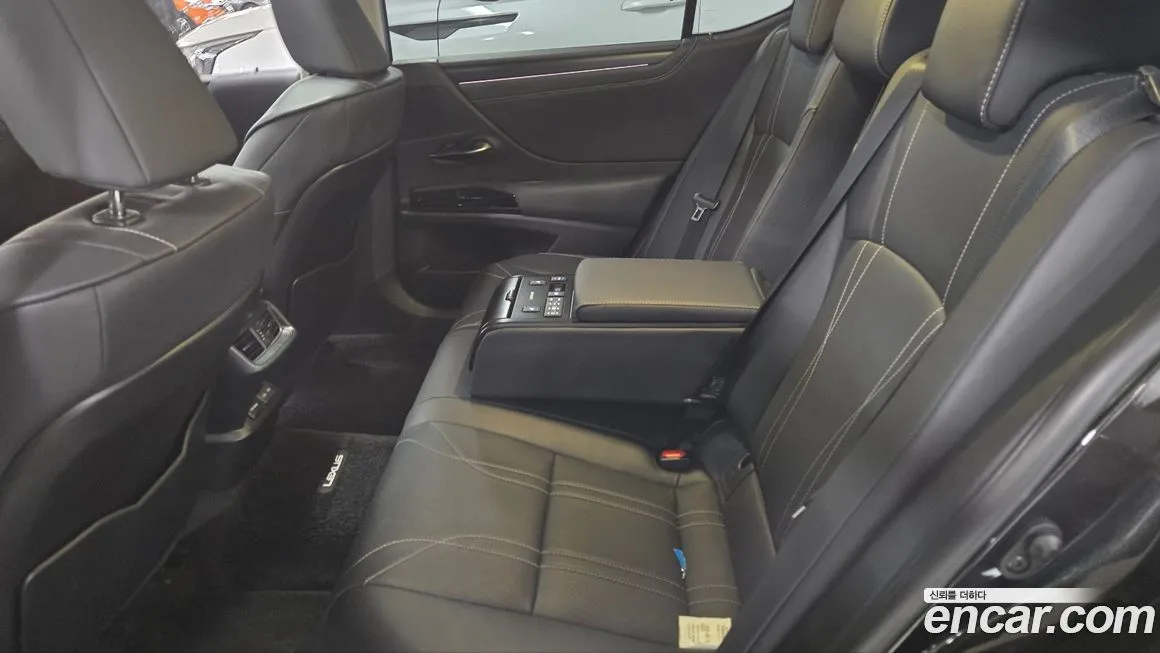 Lexus ES 2024 из KR, фото 3