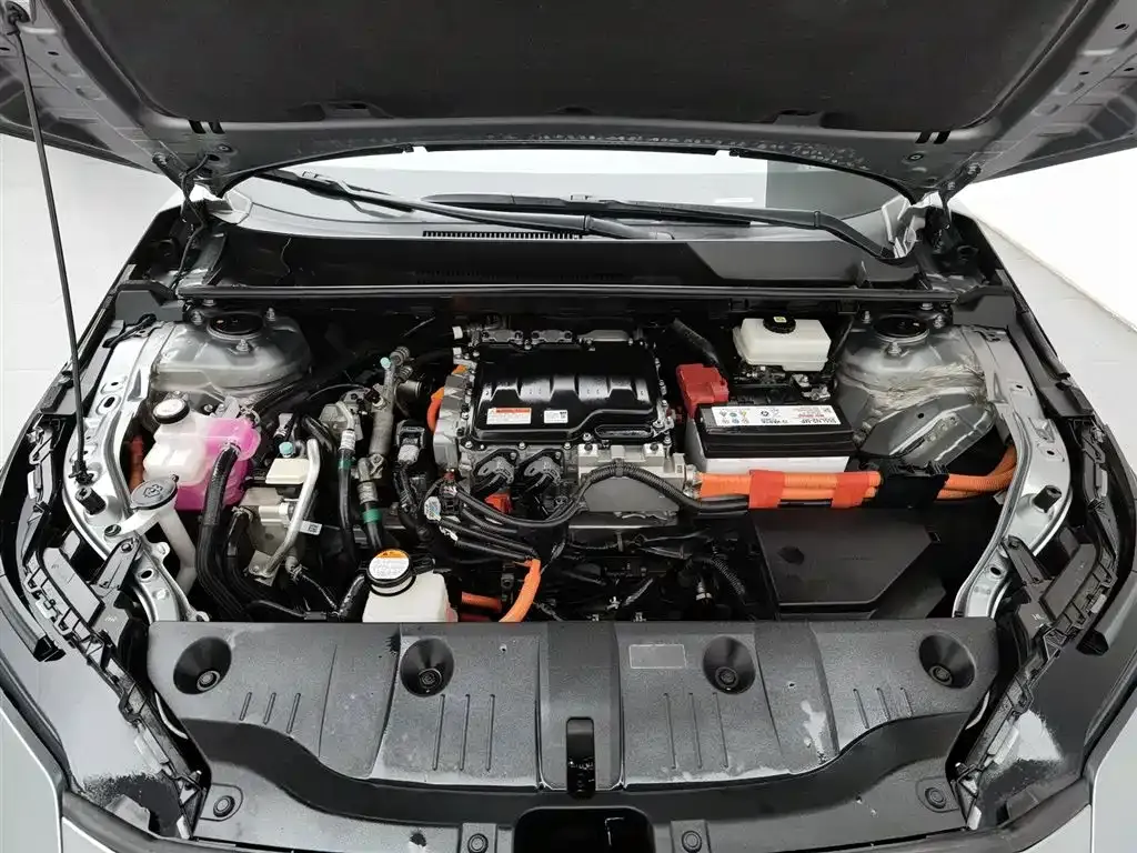 Toyota bZ4X 2022 из CN, фото 6