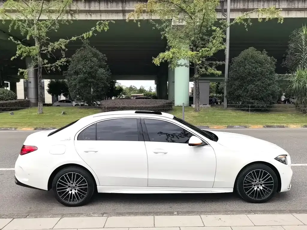 Mercedes-Benz C-Class 2023 из CN, фото 4