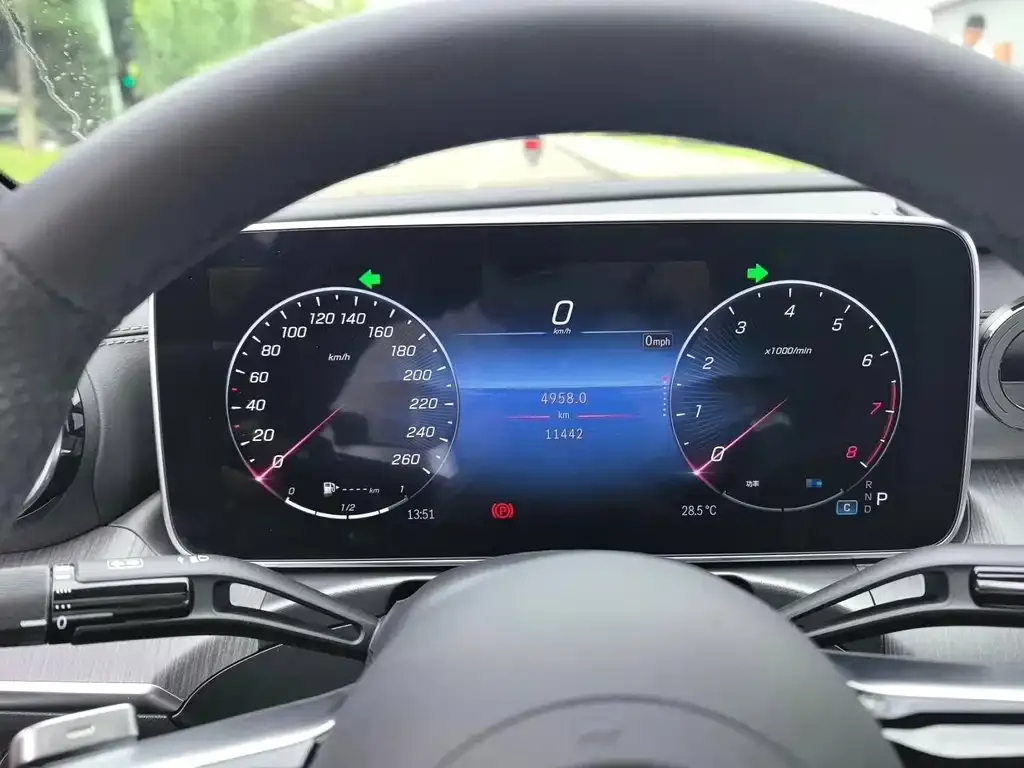 Mercedes-Benz C-Class 2023 из CN, фото 8
