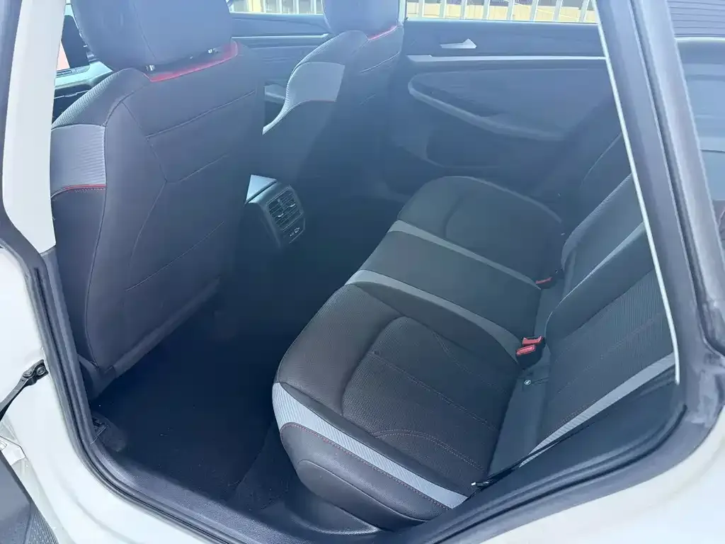 Volkswagen Lamando 2022 из CN, фото 2