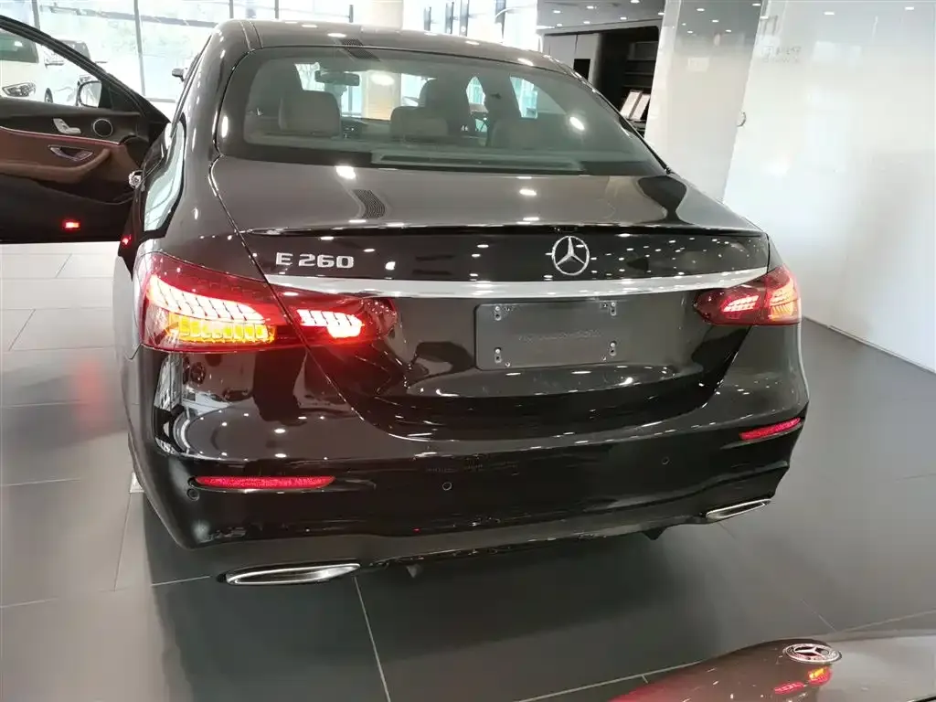 Mercedes-Benz E-Class (Import) 2023 из CN, фото 10