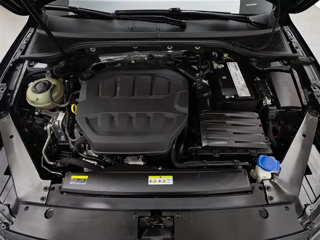 Volkswagen Magotan 2023 из CN, фото 6