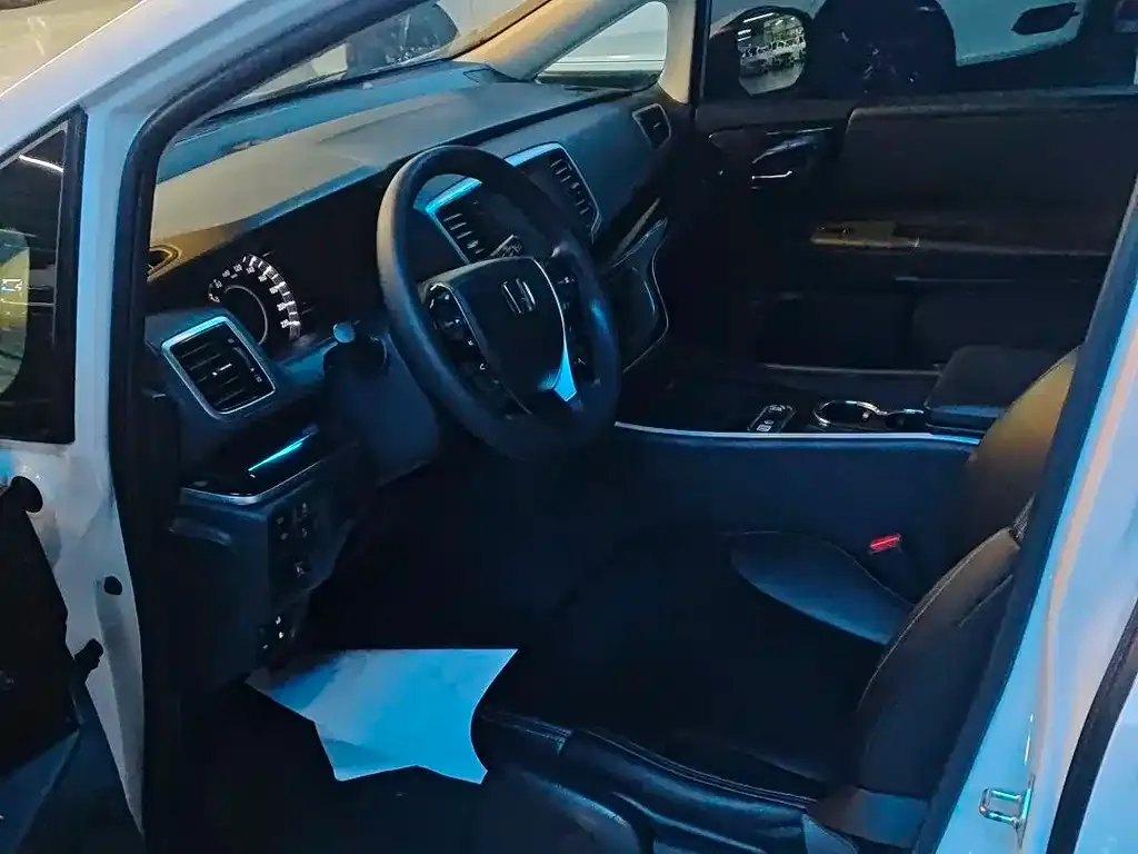 Honda Odyssey 2021 из CN, фото 4