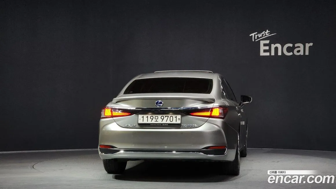 Lexus ES 2021 из KR, фото 3