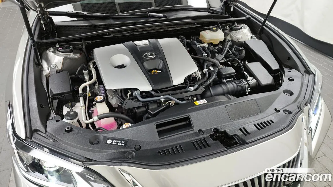 Lexus ES 2021 из KR, фото 8