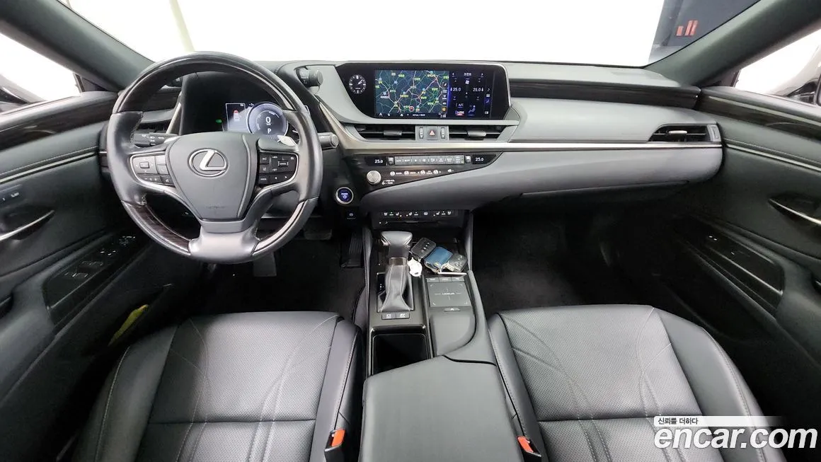 Lexus ES 2021 из KR, фото 9