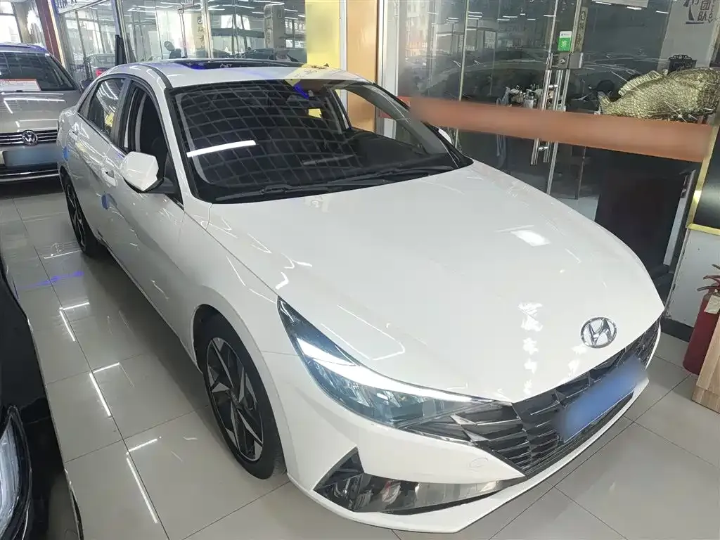 Hyundai Elantra 2022 из CN, фото 4