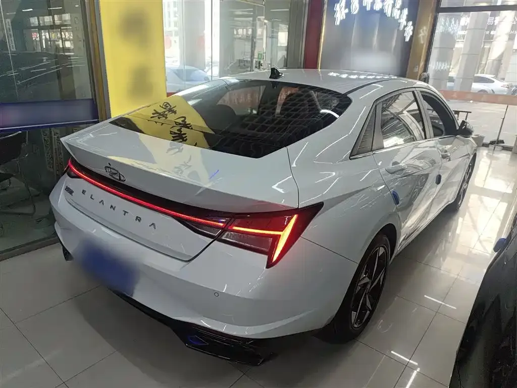 Hyundai Elantra 2022 из CN, фото 10