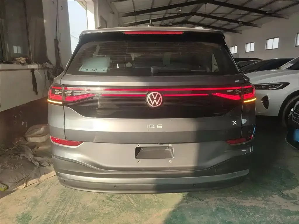 Volkswagen ID.6 X 2023 из CN, фото 9