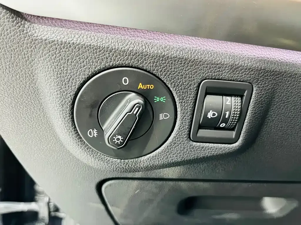Volkswagen Lavida 2023 из CN, фото 9