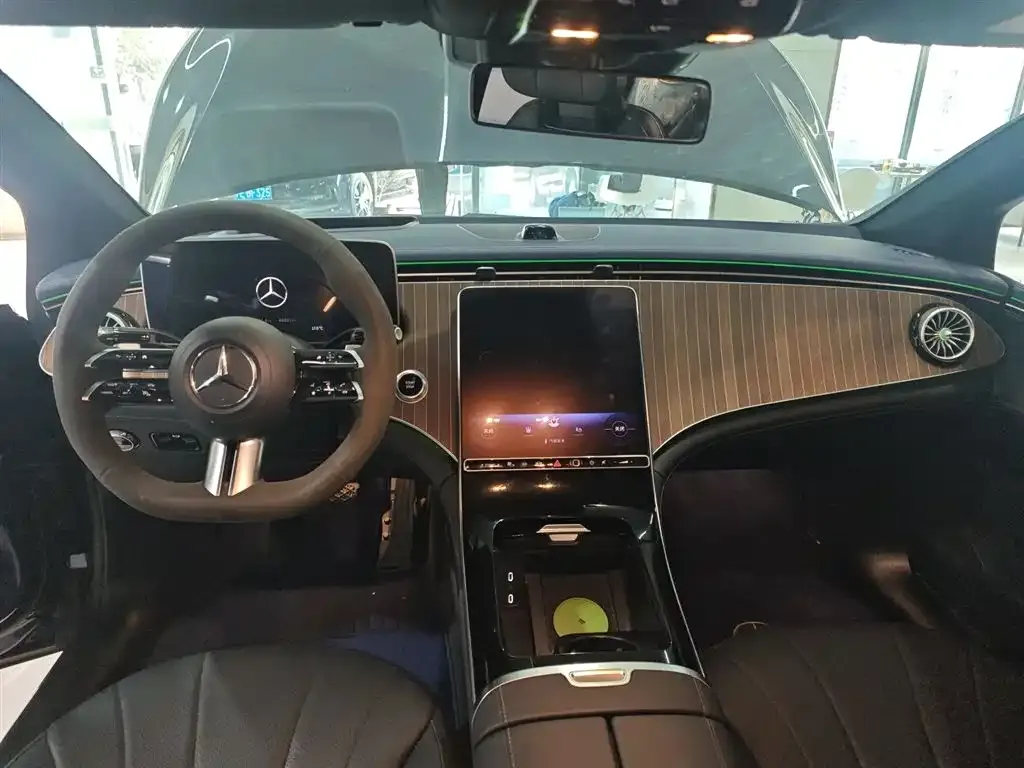 Mercedes-Benz EQE 2023 из CN, фото 8