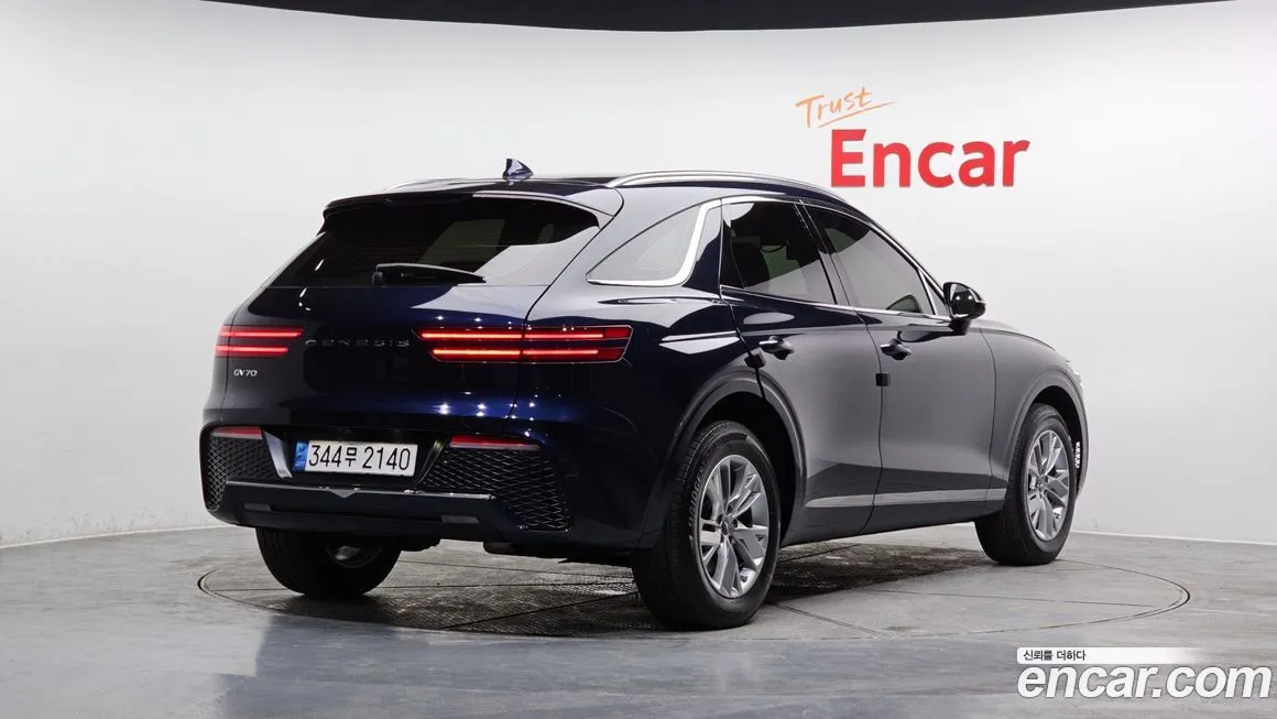 Genesis GV70 2022 из KR, фото 8