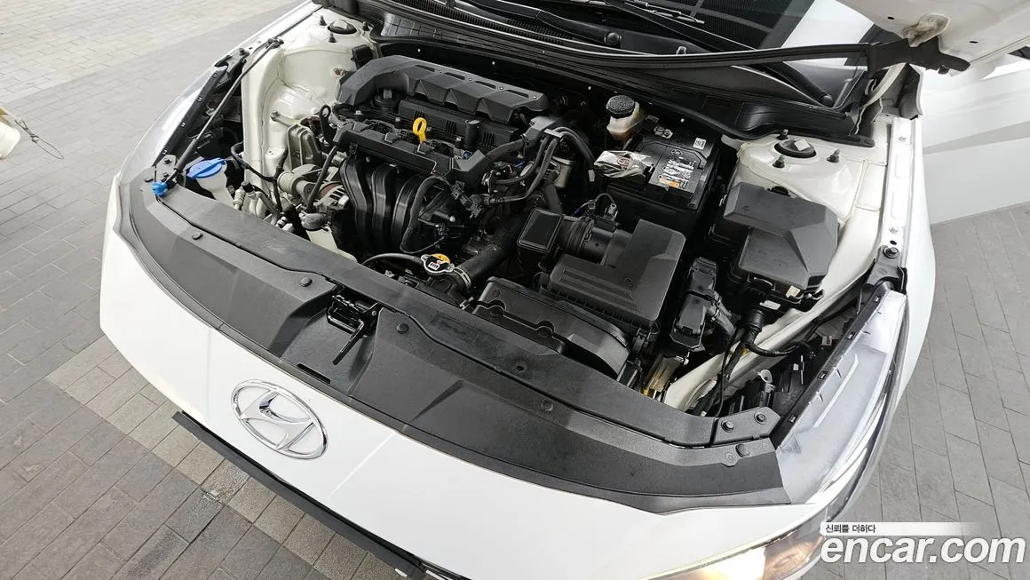 Hyundai AVANTE 2023 из KR, фото 9