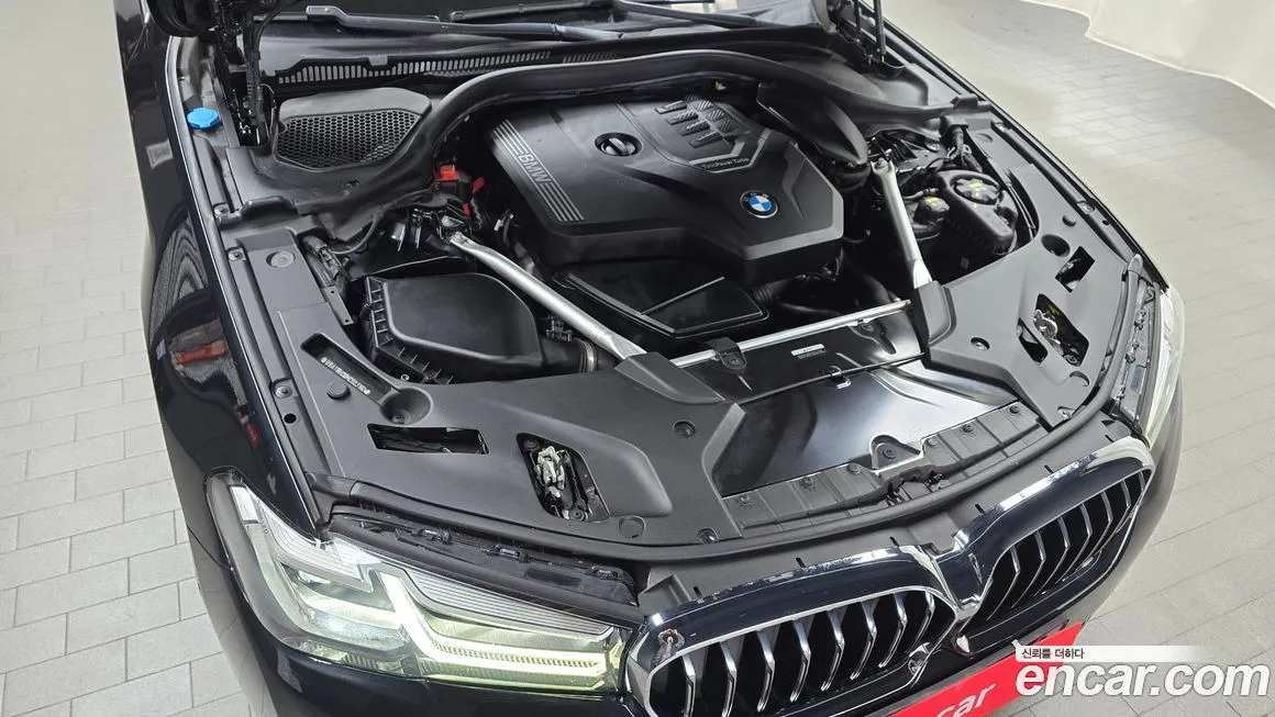 BMW 5-Series 2021 из KR, фото 10