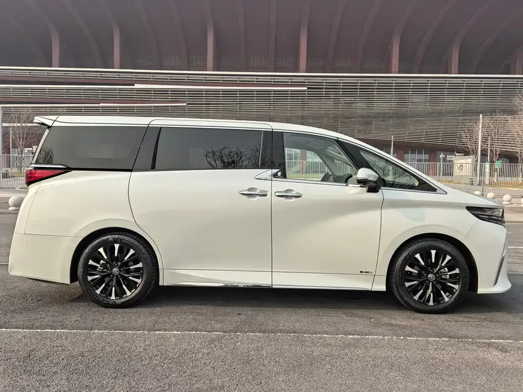 Toyota Alphard 2024 из CN, фото 10